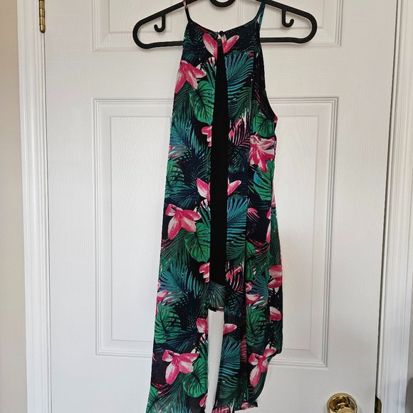 Floral Flowy Back Slit High-Low Top - Picture 2 of 9